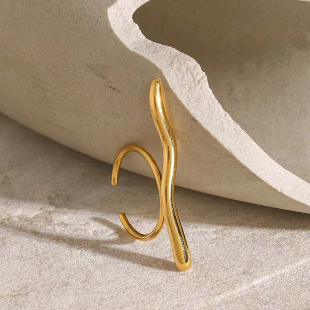 Statement Wavy Gold Ring