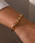 Ayla Pearl Hand Cuff