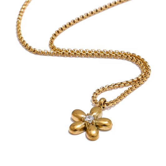 Koya Mini Flower Necklace