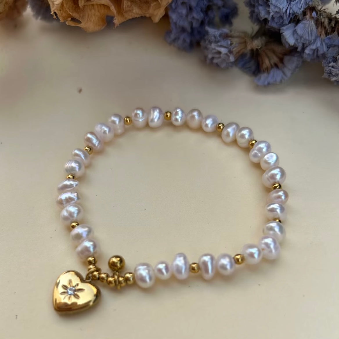 Fuzi Pearl Strechable Bracelets