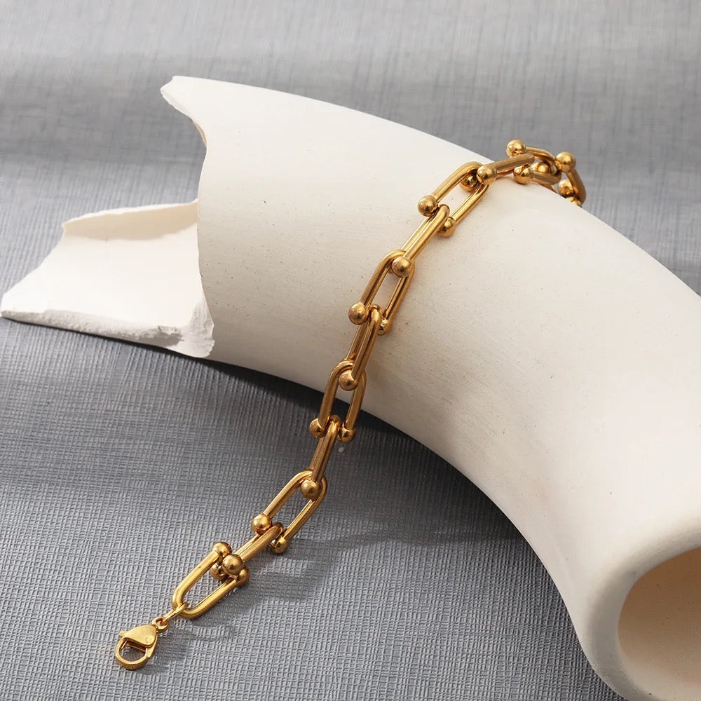 Liliana Gold Linked Bracelet