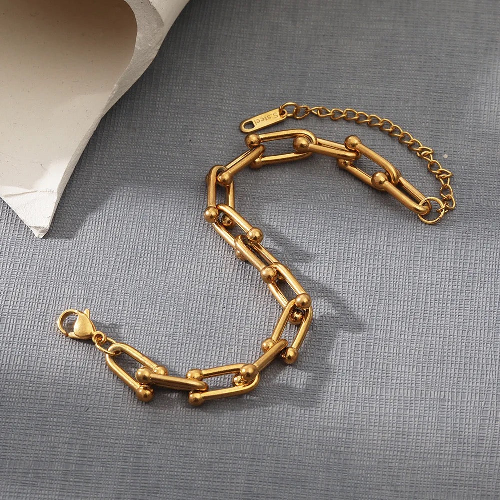 Liliana Gold Linked Bracelet