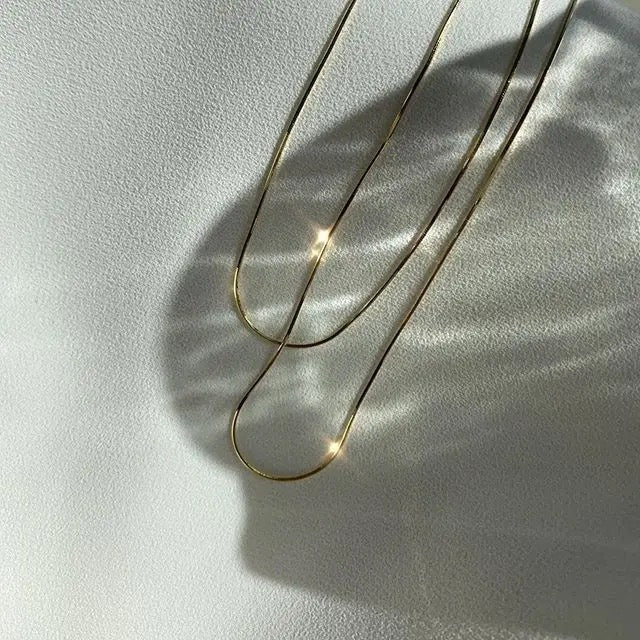 Valen Sleek Gold Chain