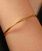 Curvy Thin Gold Bangle