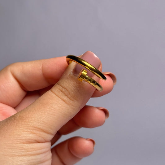 Screw Nail Gold Ring